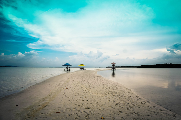 paket wisata pulau lebong 3 hari 2 malam