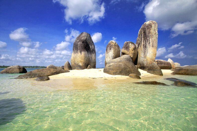 wisata keluarga belitung 4 hari 3 malam